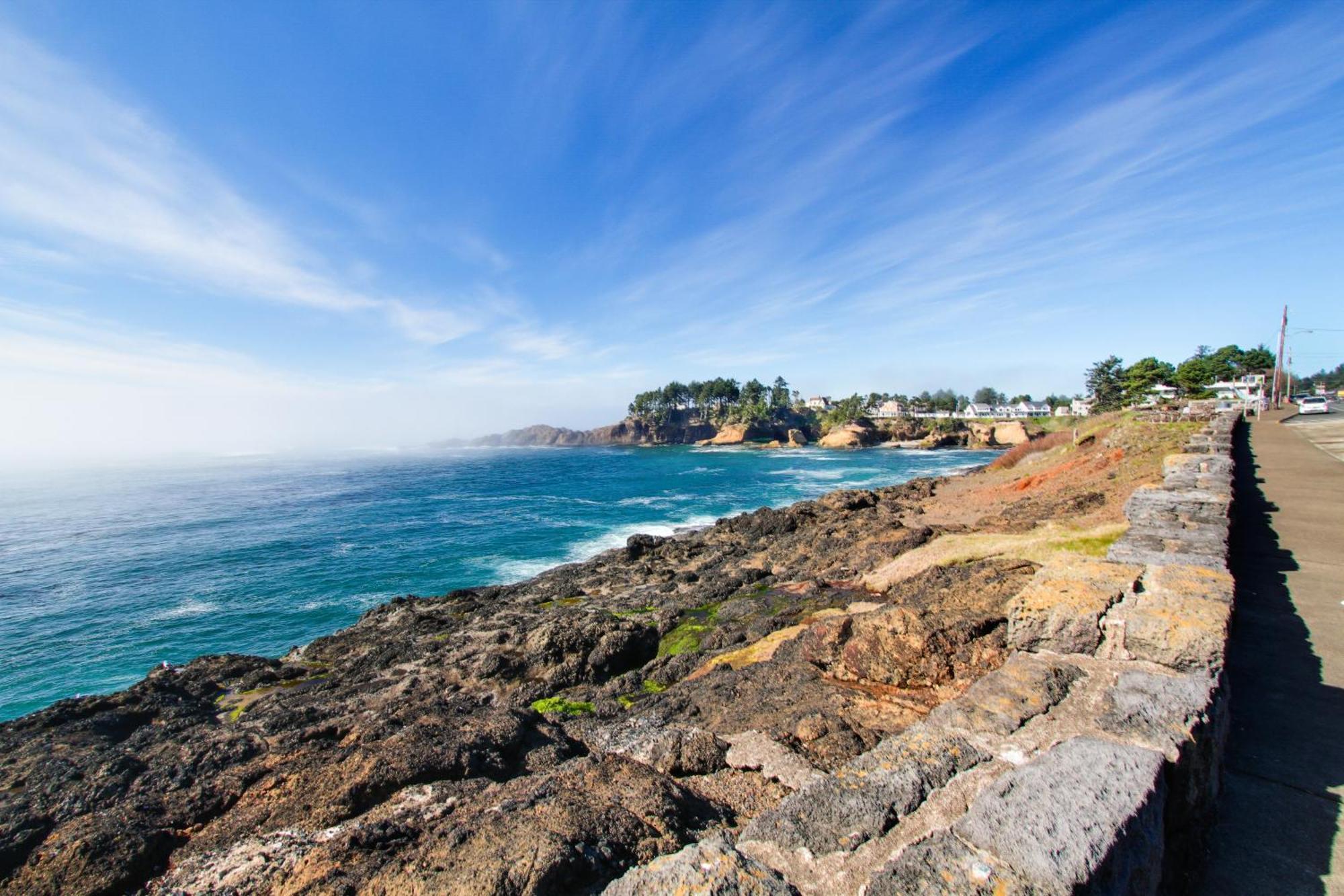 Captain'S Quarters And Cabins Depoe Bay Quarto foto