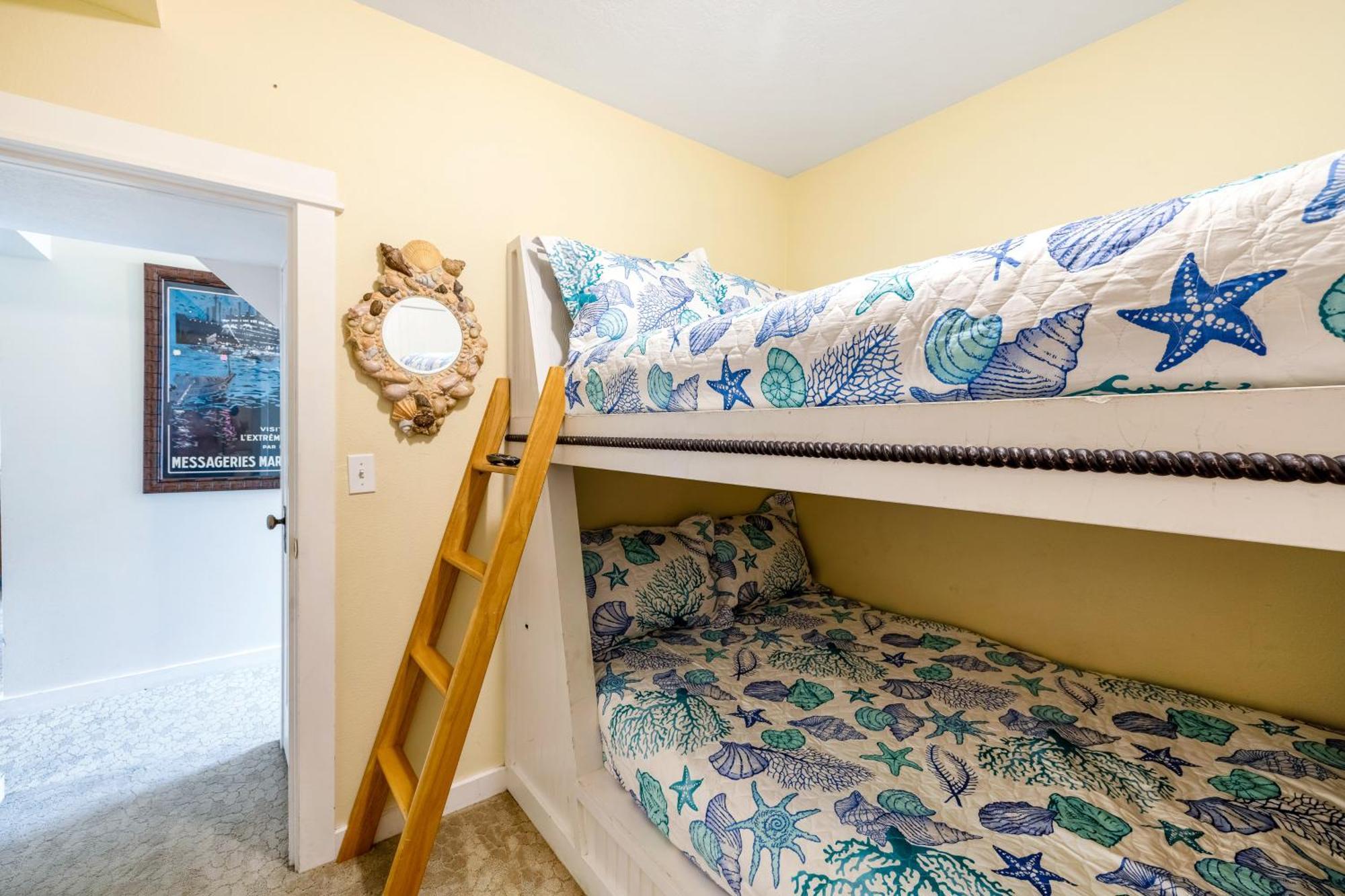 Captain'S Quarters And Cabins Depoe Bay Quarto foto